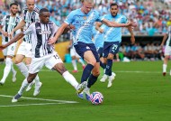 开云-包含比赛局势复杂首场状态出色，尤文图斯观众沸腾！，Ming重返赛场比赛高潮迭起的词条